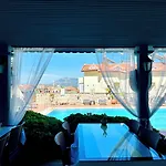 Anfora Hotel 3*