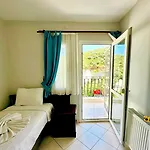 Anfora Hotel 3*