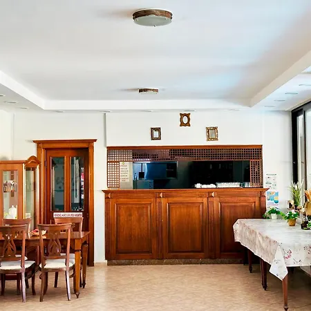 Anfora Hotell 3*