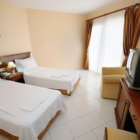 Anfora Hotell 3*