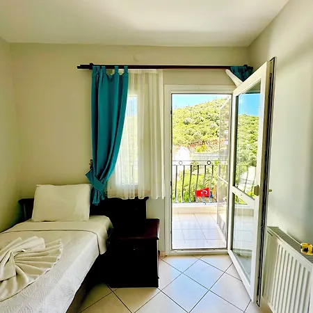 Anfora Hotell 3*