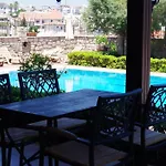 Anfora Hotel