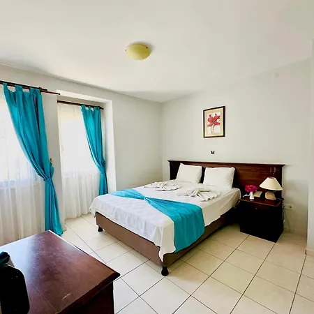 Villa Anfora 3*