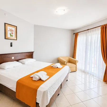 Hotel Villa Anfora 3*